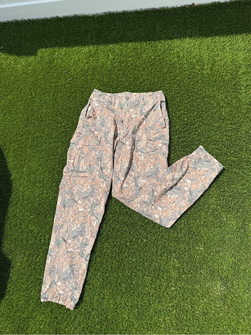 American Eagle Camo Cargo Pants